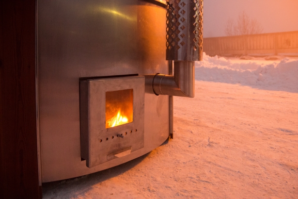 Mini-piscina Spa Hot tub DELUXE din fibra de sticla cu decoratiune exterioara de lemn