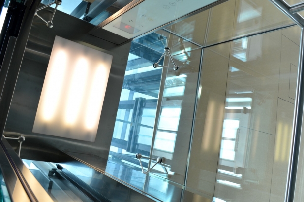 Ascensoare fabricate la Brasov